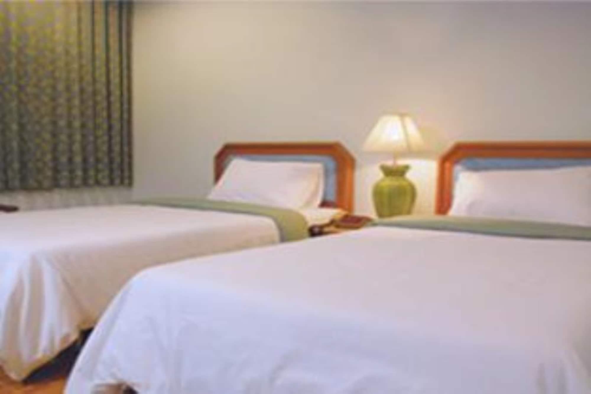 Ubon Hotel Ubon Ratchathani Dış mekan fotoğraf