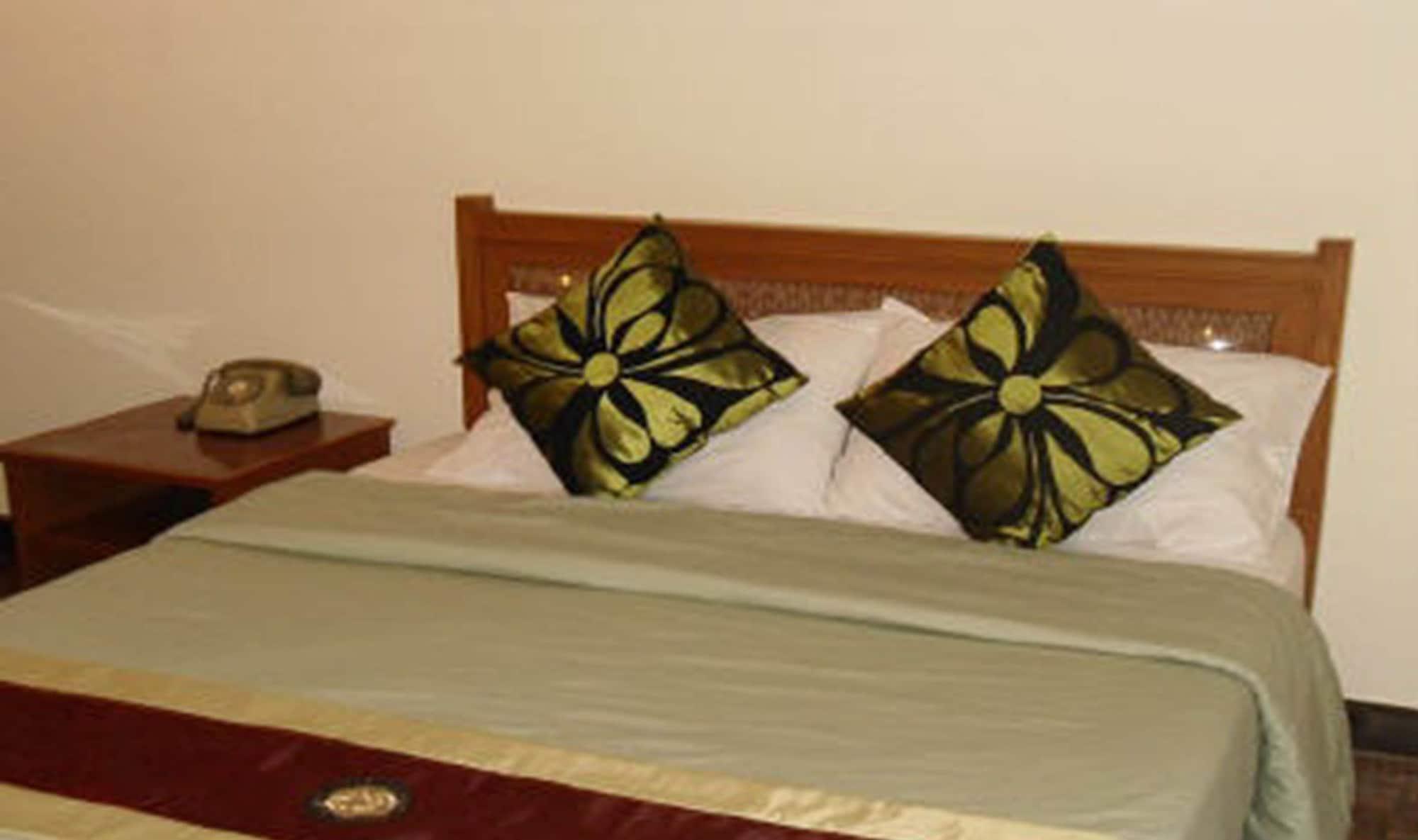 Ubon Hotel Ubon Ratchathani Dış mekan fotoğraf