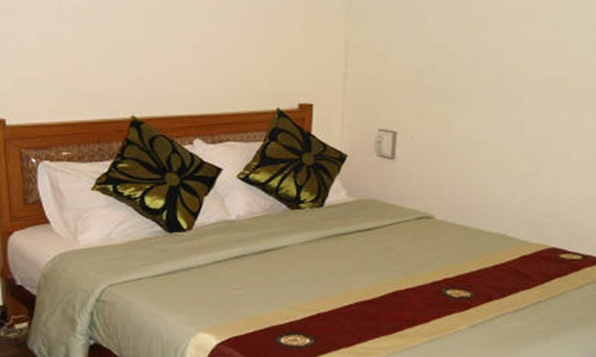 Ubon Hotel Ubon Ratchathani Dış mekan fotoğraf