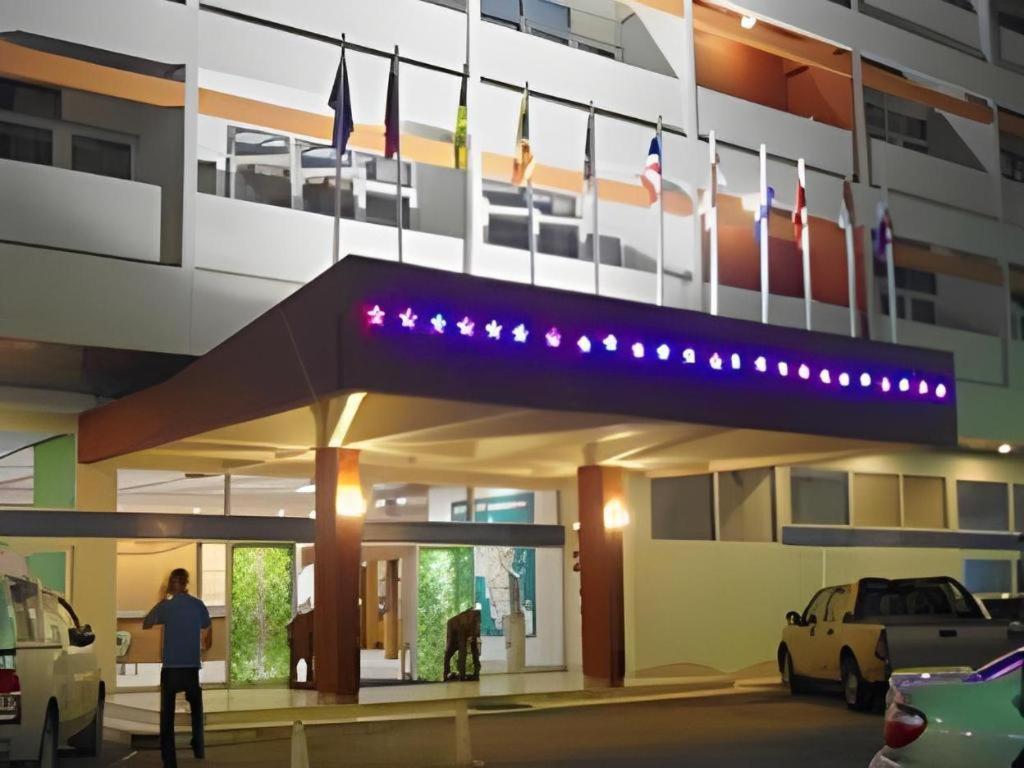 Ubon Hotel Ubon Ratchathani Dış mekan fotoğraf