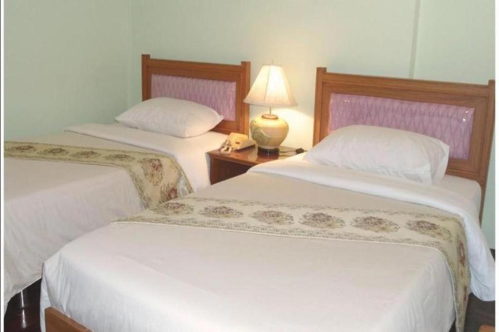 Ubon Hotel Ubon Ratchathani Dış mekan fotoğraf