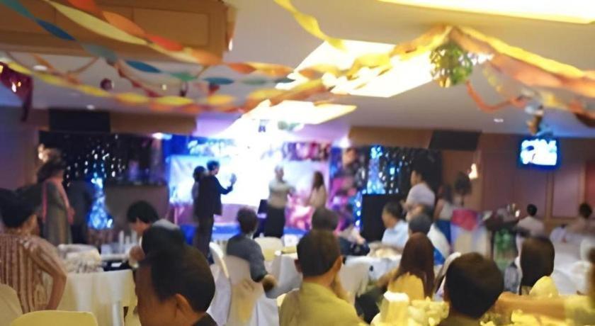 Ubon Hotel Ubon Ratchathani Dış mekan fotoğraf