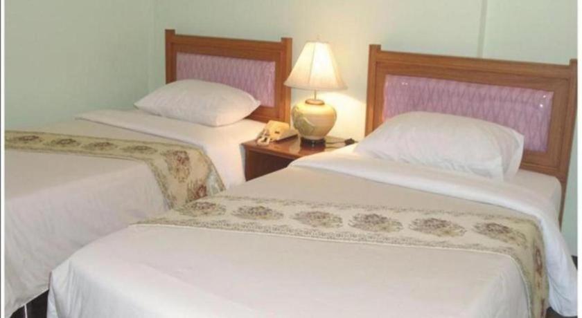 Ubon Hotel Ubon Ratchathani Dış mekan fotoğraf