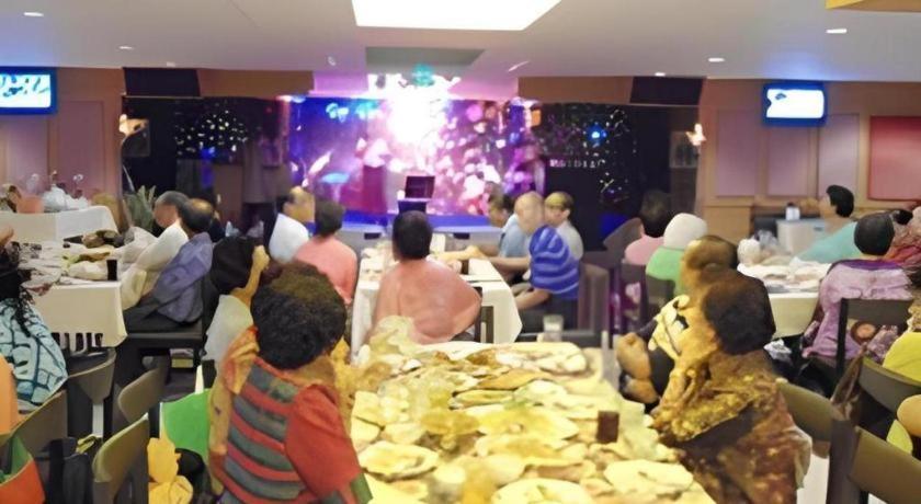 Ubon Hotel Ubon Ratchathani Dış mekan fotoğraf
