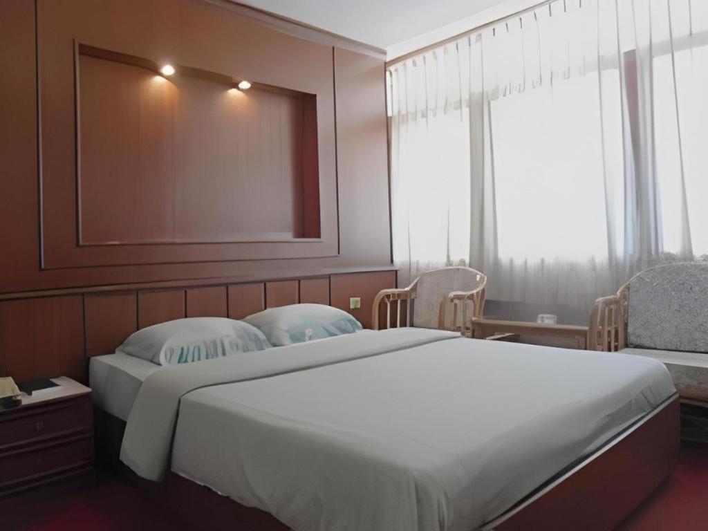 Ubon Hotel Ubon Ratchathani Dış mekan fotoğraf