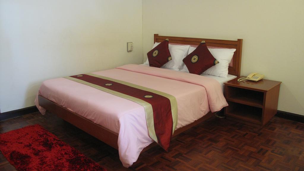 Ubon Hotel Ubon Ratchathani Dış mekan fotoğraf